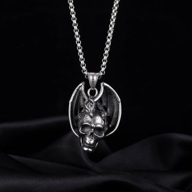 European And American Retro Skull Wings Pendant (Color: Pendant and Chain 3X550mm)